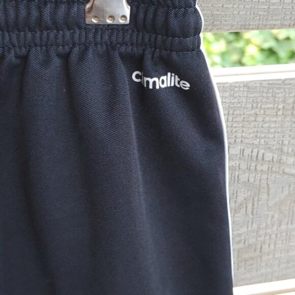 Adidas Kids unisex sport Short black size‎ XS - Picture 5 of 6